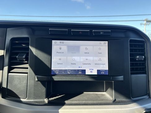 Used 2023 Ford F250 XL w/ XL Chrome Package image 19