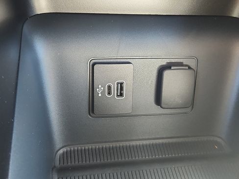 New 2026 Ford Explorer Active AWD/4WD image 16