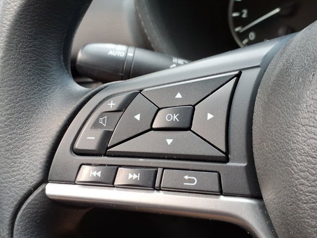 Used 2020 Nissan Sentra S FWD image 17