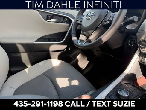 Used 2025 Toyota RAV4 Limited w/ Advanced Technology Package image 16