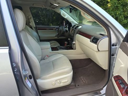 Used 2012 Lexus GX 460 w/ Comfort Plus Pkg AWD/4WD image 28