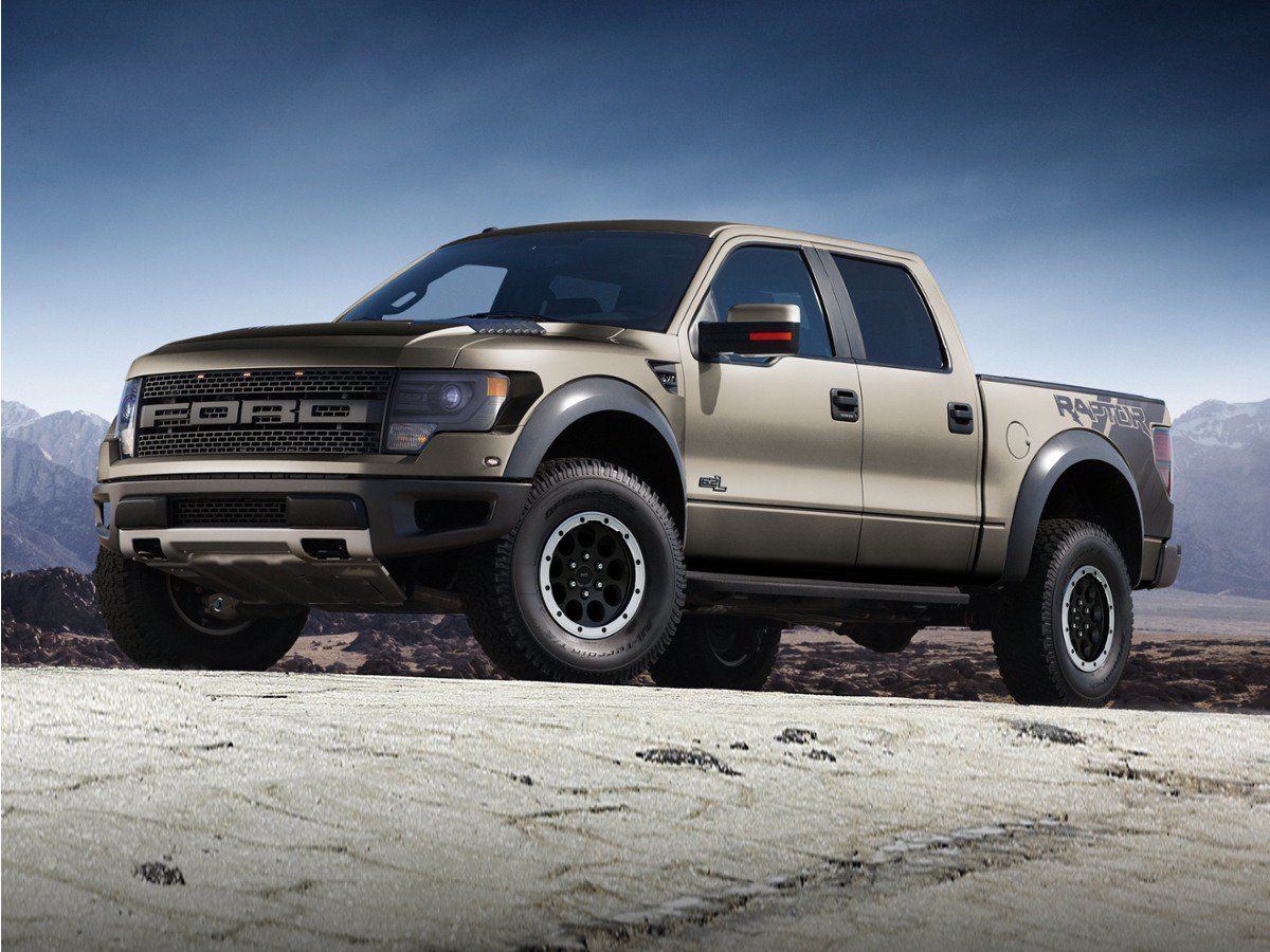Used 2014 Ford F150 XLT w/ Equipment Group 301A Mid AWD/4WD image 4