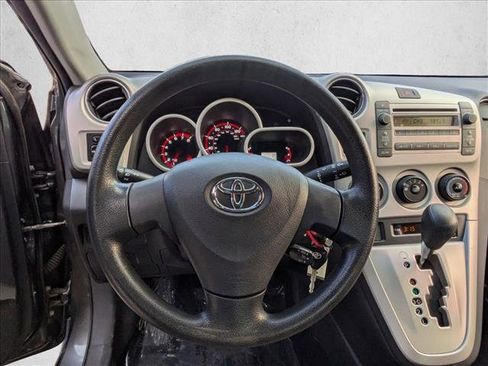 Used 2010 Toyota Matrix image 19