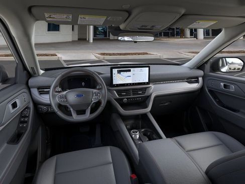 New 2026 Ford Explorer Active w/ Active Comfort Package image 9