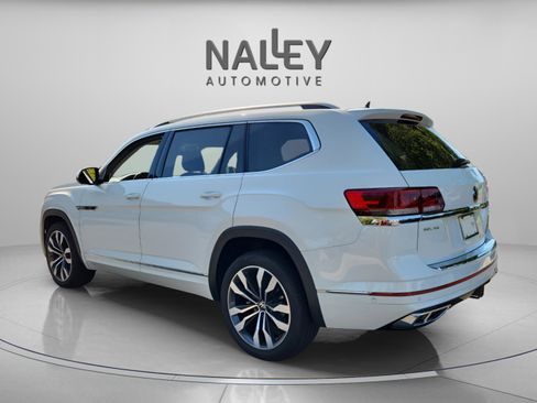 Used 2022 Volkswagen Atlas SEL Premium image 3