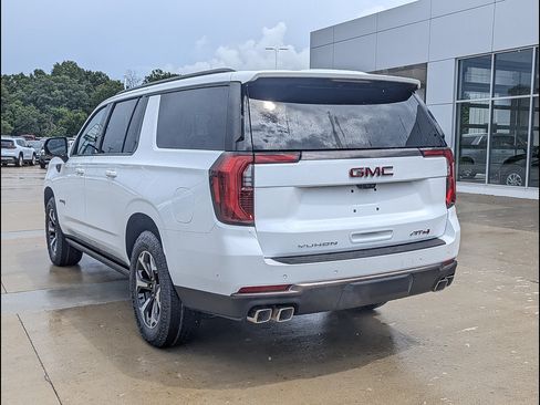 New 2026 GMC Yukon XL AT4 Ultimate w/ LPO, Floor Liner Package AWD/4WD image 8