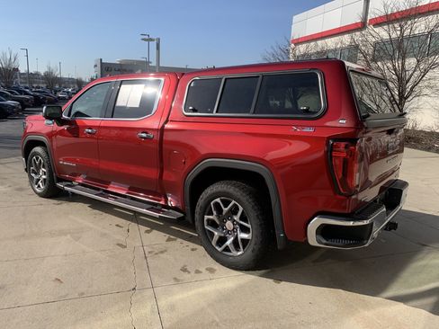 Used 2023 GMC Sierra 1500 SLT w/ SLT Premium Plus Package image 7