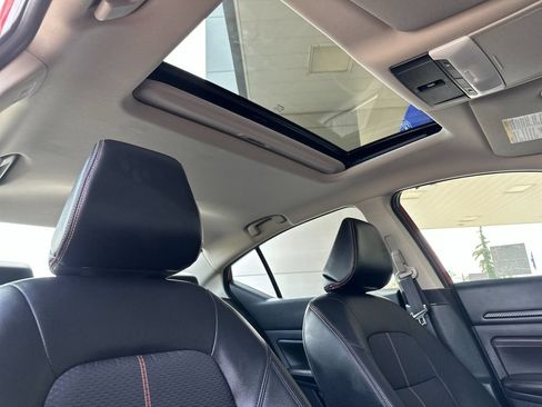 Used 2020 Nissan Altima 2.5 SR w/ Premium Package FWD image 15