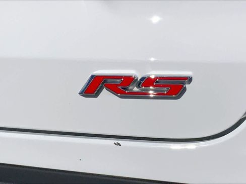 Used 2025 Chevrolet Trax RS w/ Sunroof Package image 10