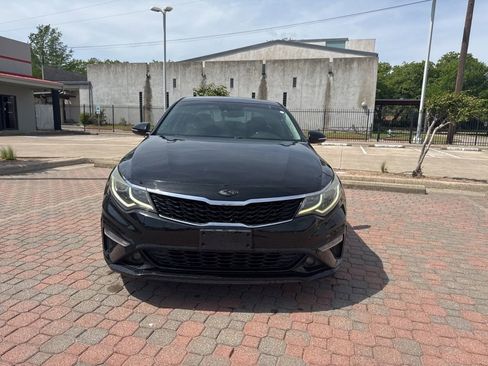 Used 2019 Kia Optima S FWD image 6