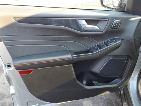 Used 2024 Ford Escape ST-Line Elite w/ Premium Technology Package image 11