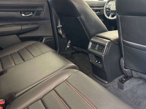 Used 2025 Honda CR-V Sport-L image 33