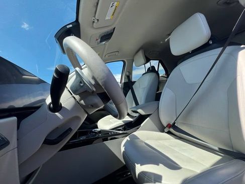 Certified 2023 Kia Niro Wind w/ Wind Preserve Package FWD image 18