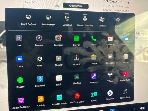 Used 2024 Tesla Model Y Long Range image 21