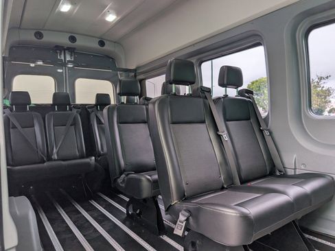 Used 2023 Ford E-Transit 148 High Roof Extended image 13