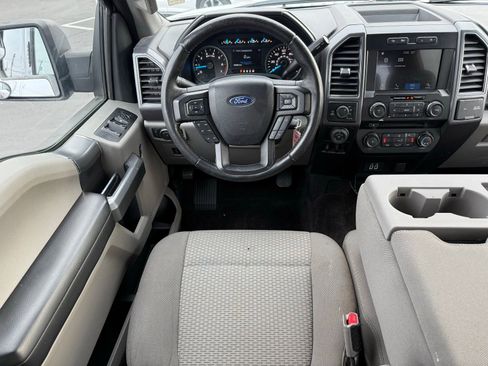 Used 2017 Ford F150 XLT w/ Equipment Group 302A Luxury image 24