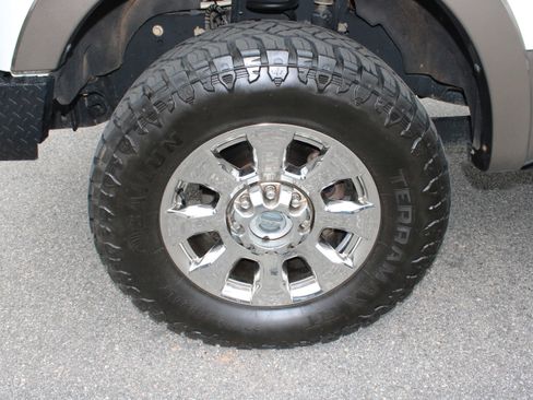 Used 2019 Ford F350 King Ranch w/ King Ranch Ultimate Package AWD/4WD image 10