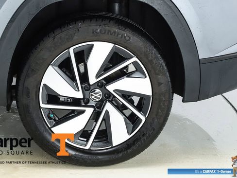 Used 2022 Volkswagen Atlas Cross Sport SE image 43