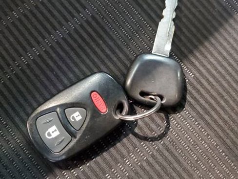 Used 2010 Suzuki SX4 AWD Hatchback image 30