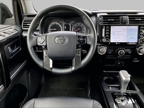 Used 2023 Toyota 4Runner TRD Off-Road Premium w/ Moonroof Package AWD/4WD image 5