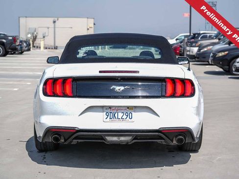 Used 2022 Ford Mustang Convertible RWD image 7