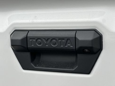 New 2026 Toyota Tacoma SR5 AWD/4WD image 22