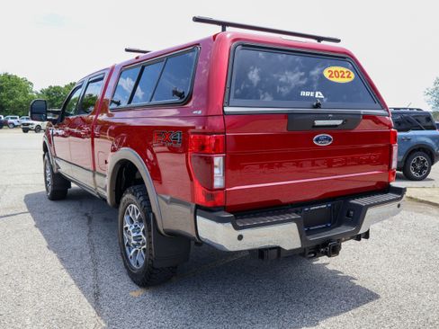 Used 2022 Ford F250 Lariat w/ Lariat Value Package AWD/4WD image 3
