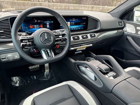 New 2026 Mercedes-Benz GLE 63 AMG S image 26