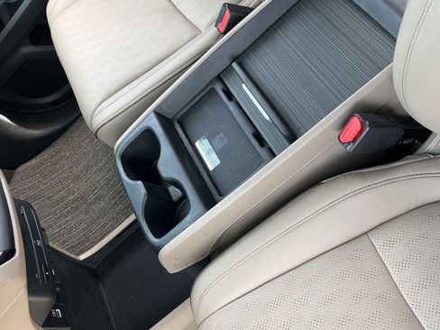 Certified 2024 Honda Odyssey Elite image 21