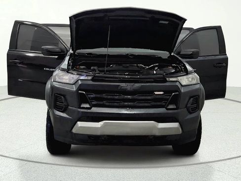 Used 2023 Chevrolet Colorado Trail Boss w/ Advanced Trailering Package AWD/4WD image 8