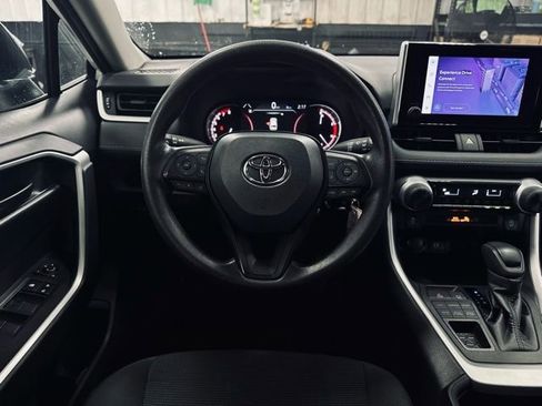 Used 2024 Toyota RAV4 LE image 21