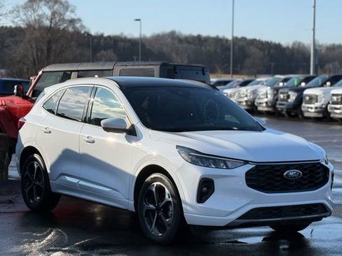 Used 2023 Ford Escape ST-Line Select w/ Tech Pack #2 image 33