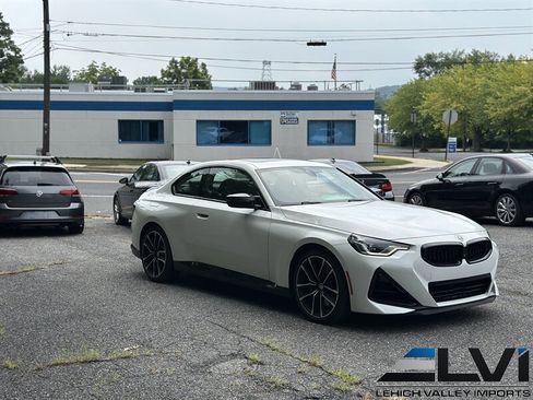 Used 2023 BMW M240i xDrive Coupe w/ Premium Package image 6