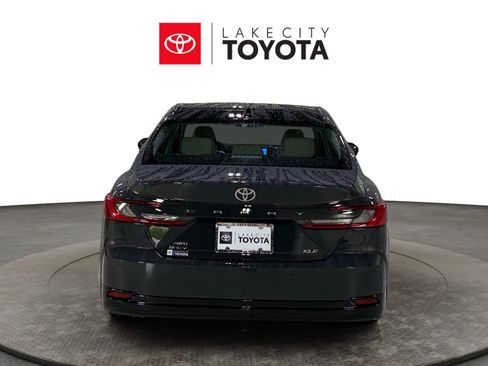 New 2026 Toyota Camry Hybrid AWD/4WD image 5
