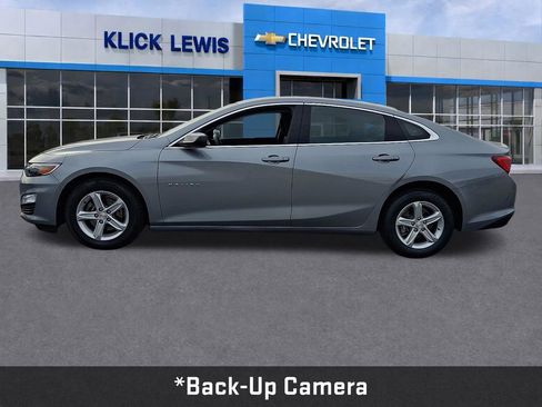 Used 2024 Chevrolet Malibu LT image 4