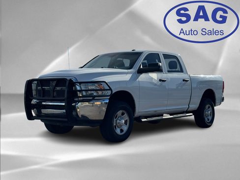 Used 2018 RAM 2500 Tradesman w/ Chrome Appearance Group image 2