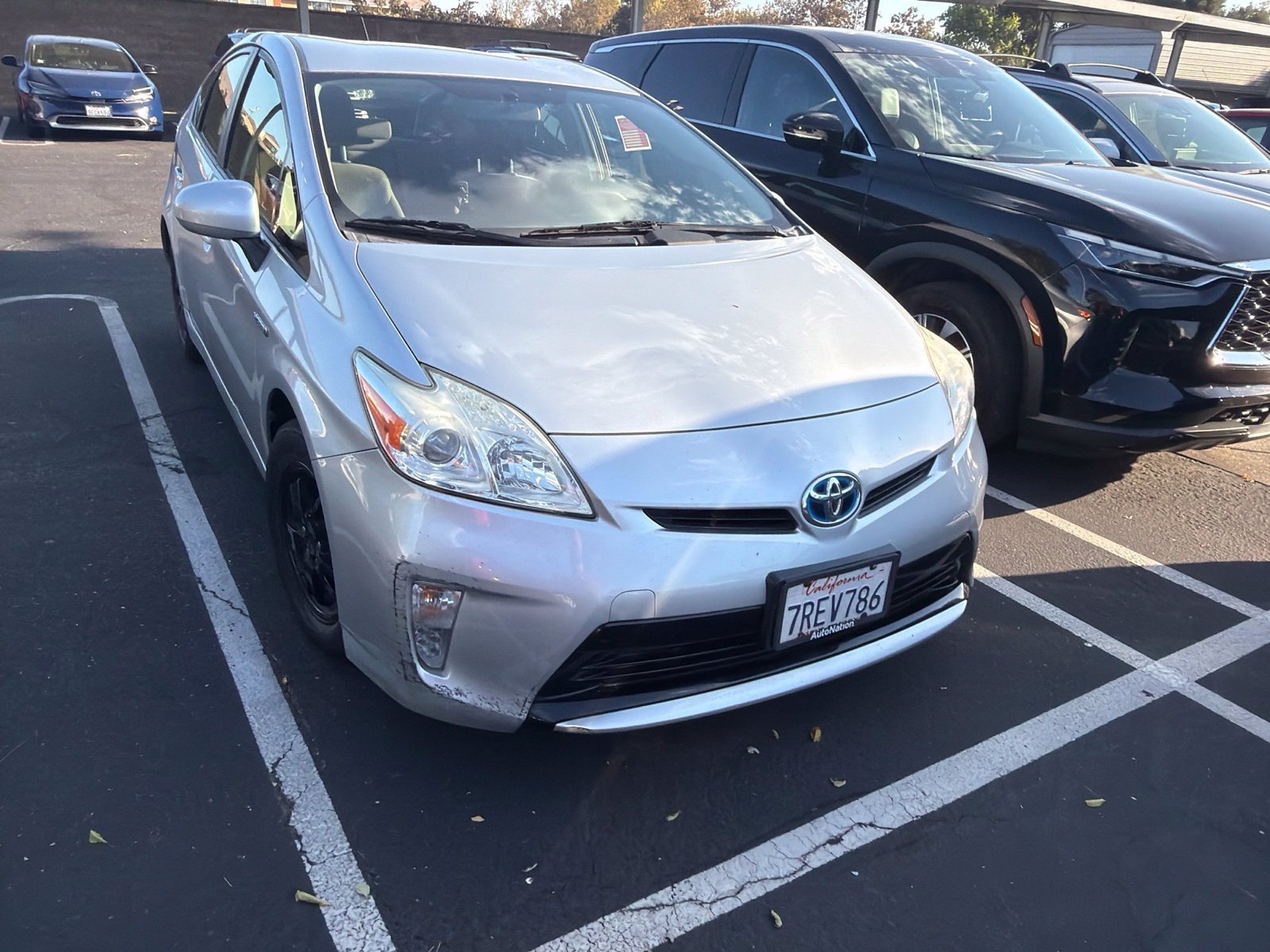 Used 2015 Toyota Prius Two FWD image 2
