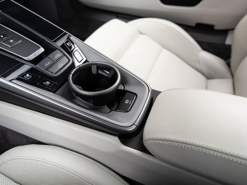 Certified 2024 Porsche 911 Carrera S w/ Premium Package image 17