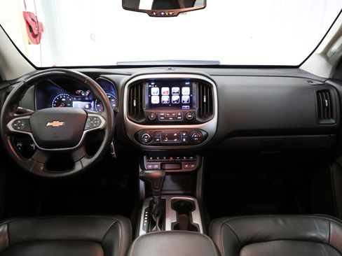 Used 2018 Chevrolet Colorado ZR2 image 2