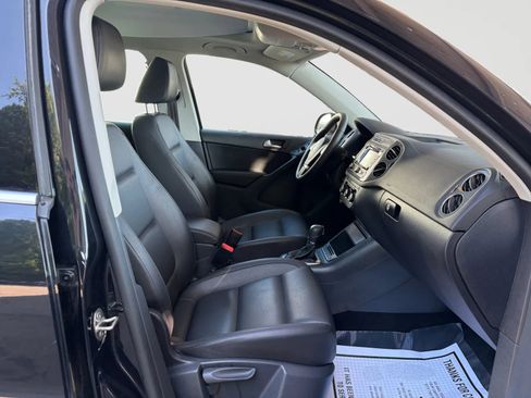 Used 2012 Volkswagen Tiguan S AWD/4WD image 20