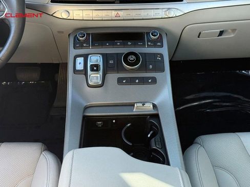 Used 2020 Hyundai Palisade SEL FWD image 18