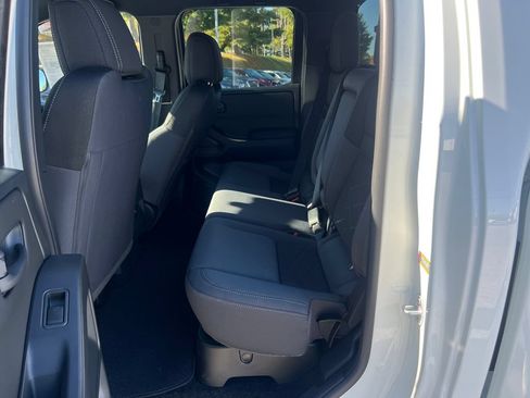 New 2026 Nissan Frontier SV w/ Tow Package AWD/4WD image 24