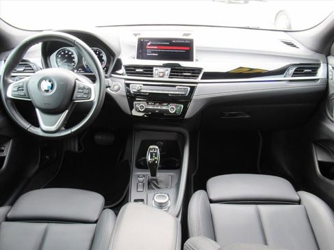 Used 2020 BMW X2 sDrive28i w/ Convenience Package FWD image 12