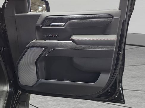 New 2024 GMC Sierra 1500 AT4X image 30
