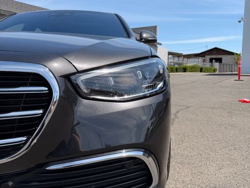 Used 2024 Mercedes-Benz S 580 4MATIC Sedan image 9