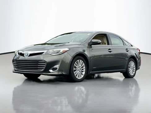 Used 2013 Toyota Avalon XLE Premium FWD image 11
