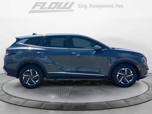 Used 2025 Kia Sportage LX FWD image 10