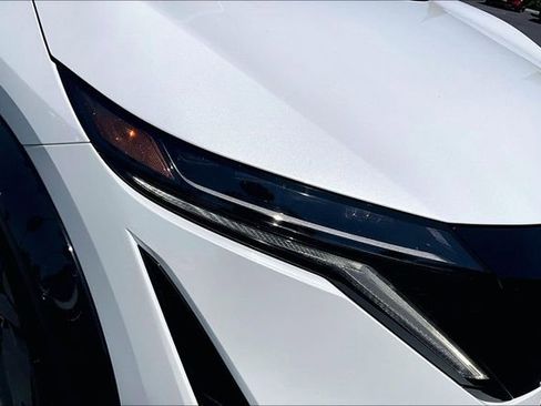 Certified 2023 Nissan Ariya FWD image 32
