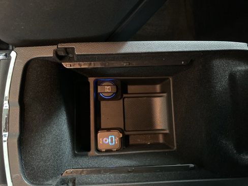 Used 2014 Dodge Charger SE w/ Sport Appearance Group image 10