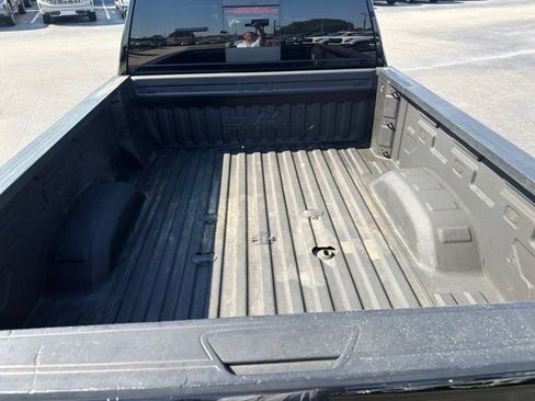 Used 2022 Chevrolet Silverado 2500 High Country w/ Z71 Off-Road Package AWD/4WD image 8
